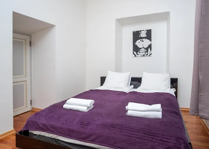 Old Town 2-bathroom With Sauna Διαμέρισμα Ταλίν